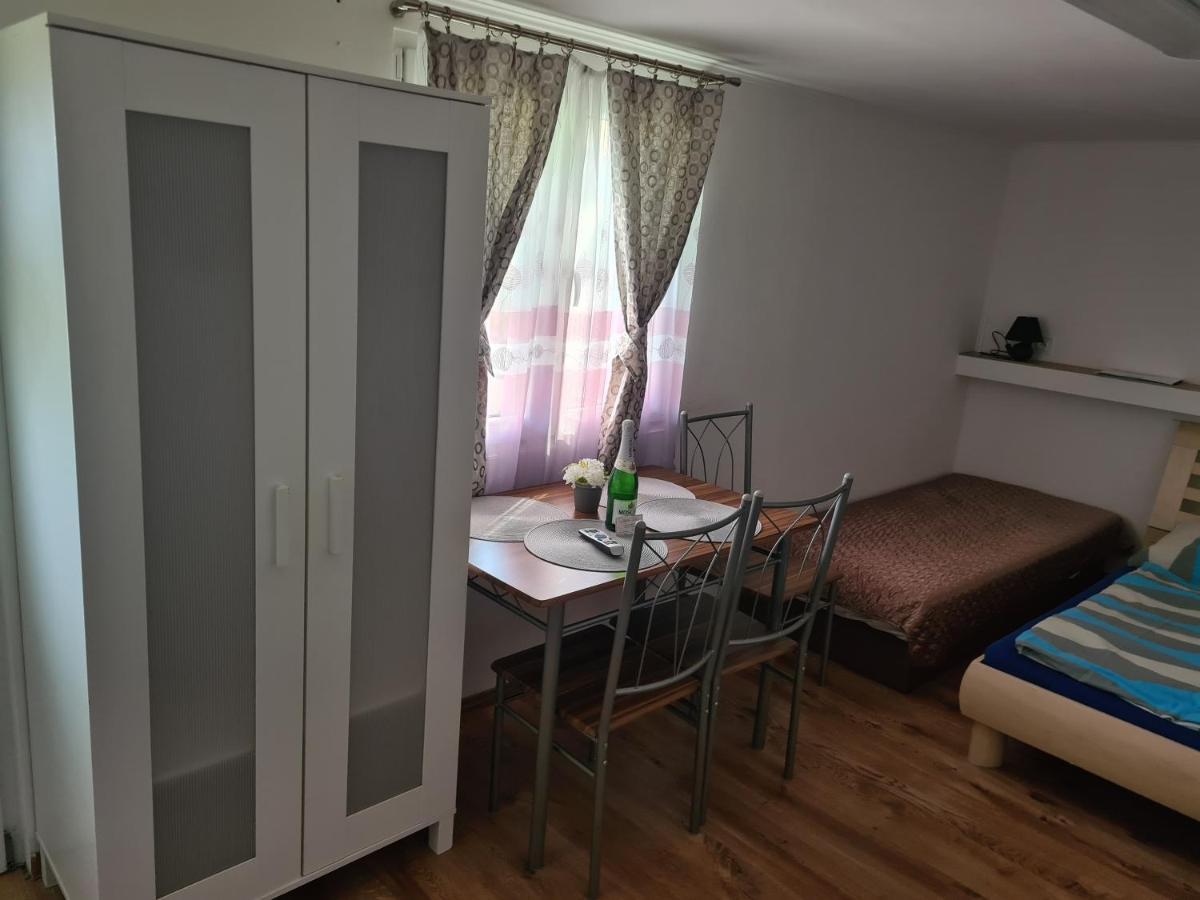 Melanie Apartman Velky Meder Exterior foto