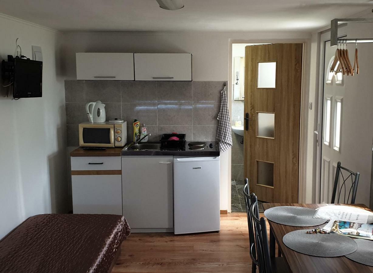 Melanie Apartman Velky Meder Exterior foto